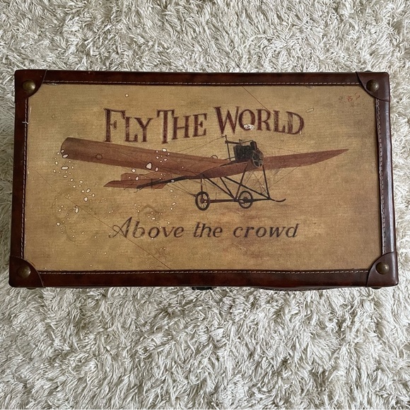 Vintage Retro Treasure Chest - Picture 3 of 10